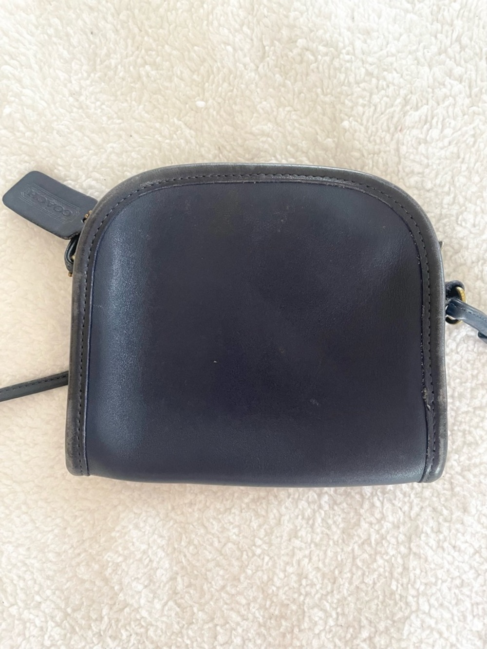 Vintage 80s/90s Coach Abbie Mini Crossbody Bag, Navy Blue Leather - Picture 2 of 10